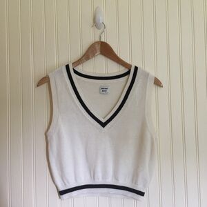 Sunday Best ivory navy blue cropped knit sweater vest size small EUC
